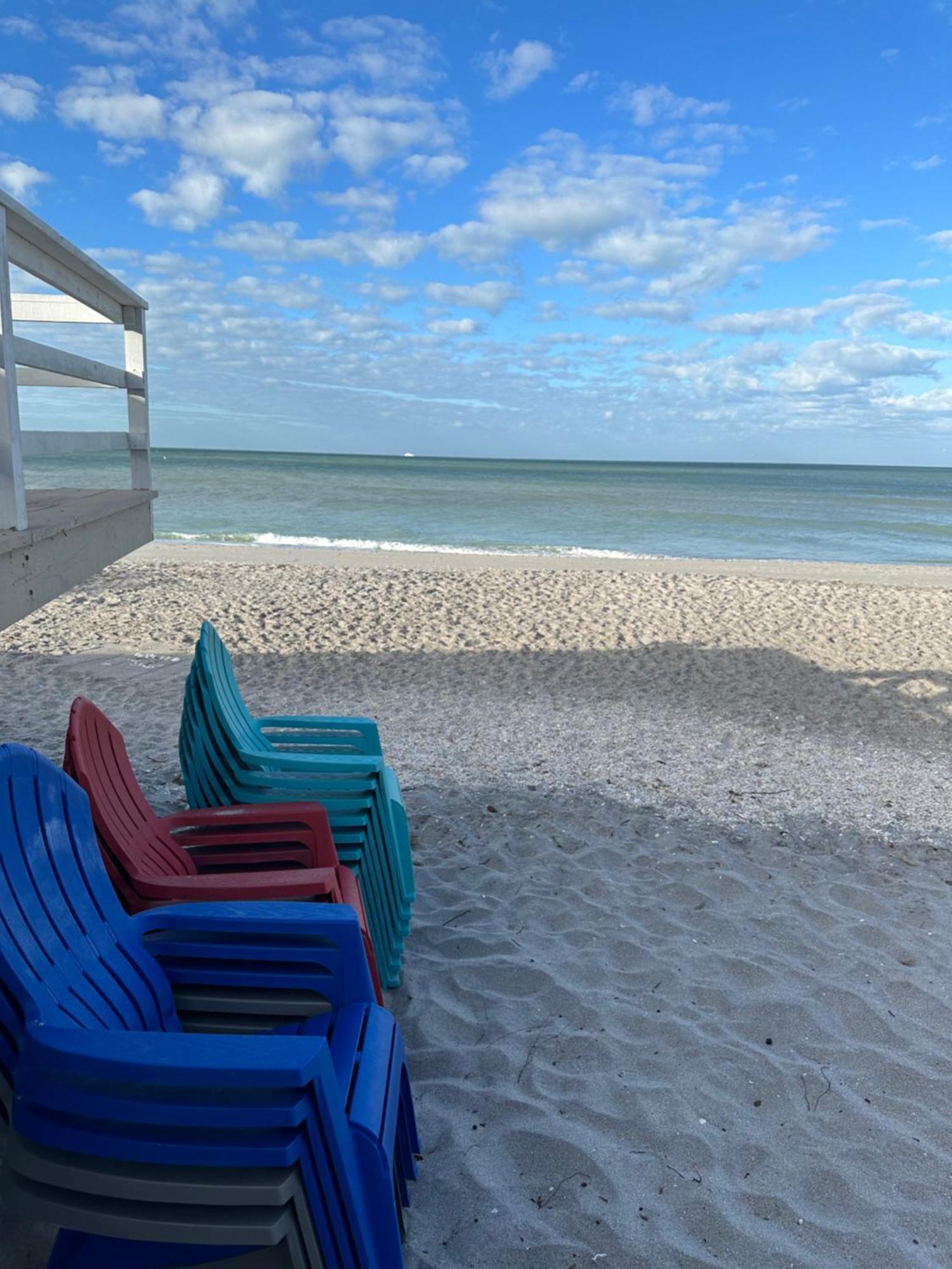 Pearl Beach Inn Englewood Exteriér fotografie
